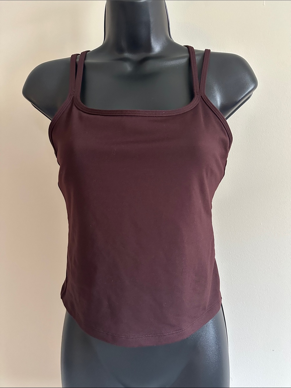 💜 Under Armour Women's Double-Strap Tank - Burgundy Plum w/ Built In Bra
